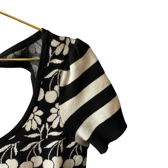 Anthropologie Maeve Trixie Black and White Cropped Sweater Tee Size Small - Picture 4 of 11